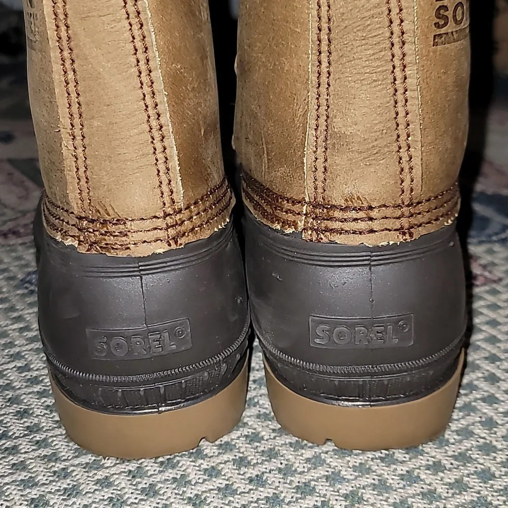 Sorel Badger Boots lined lace up brown logo snow boot